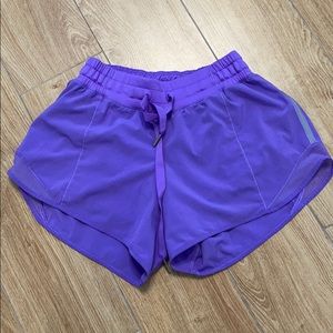 lululemon hotty shorts